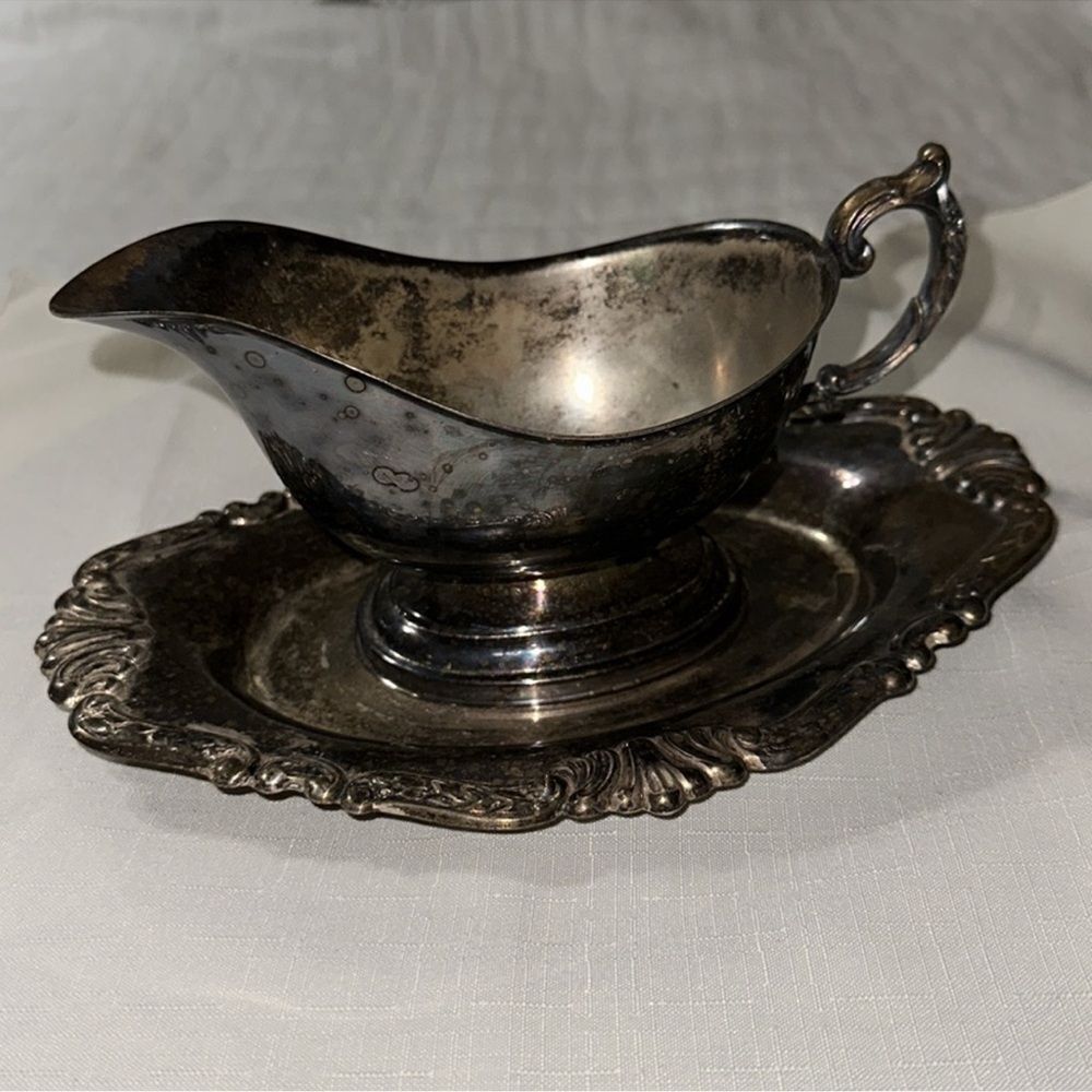 Sheridai Vintage Silver Plated Gravy Boat and Plate Set